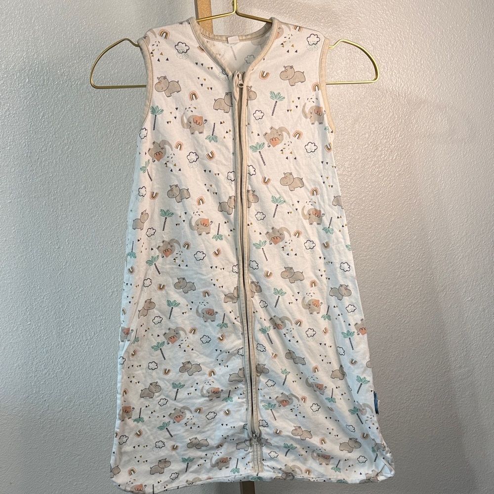 Sleeveless Kids Pajamas with Animal Print